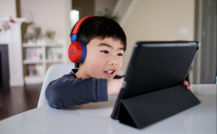 JBL%20JR310%20Red%20PROMO%203.jpg?173262