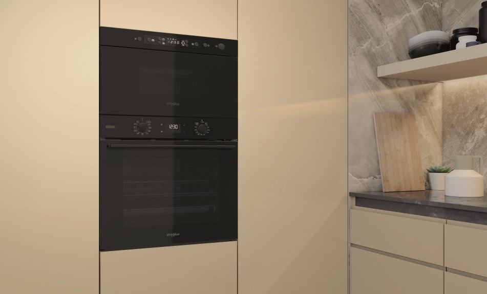 MBNA920B%20PROMO%204.jpg?1739346498331