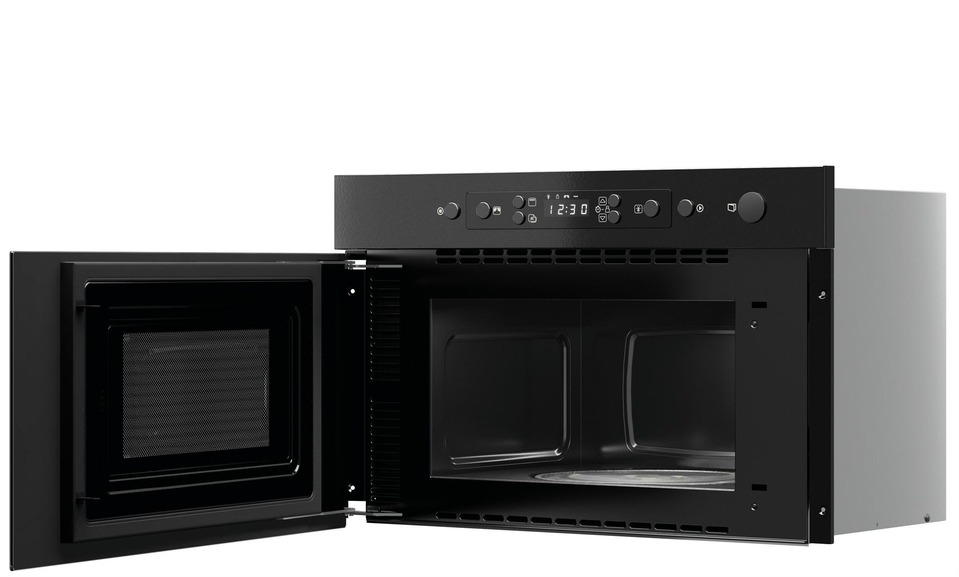 MBNA920B%20PROMO%205.jpg?1739346709152